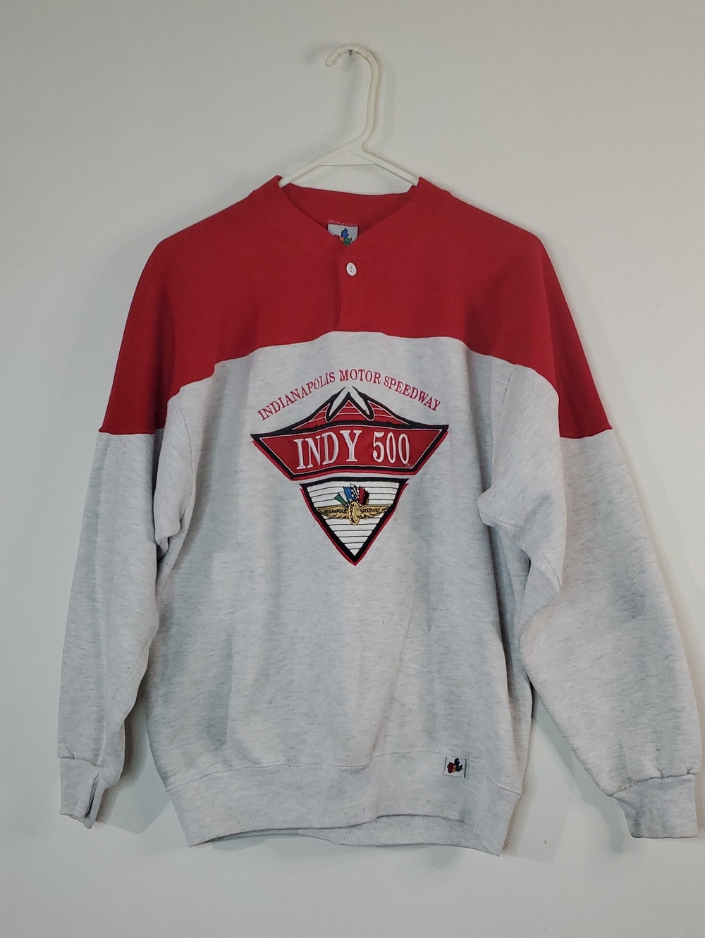 Vintage 90s Indy 500 Two-Tone Red and Light Gray Crewneck Sweater Size Medium